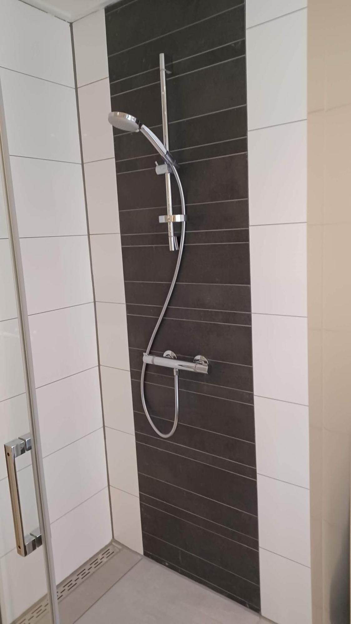 Karakteristiek Huis In Centrum Winsum Met Nieuwe Badkamer Ngoại thất bức ảnh